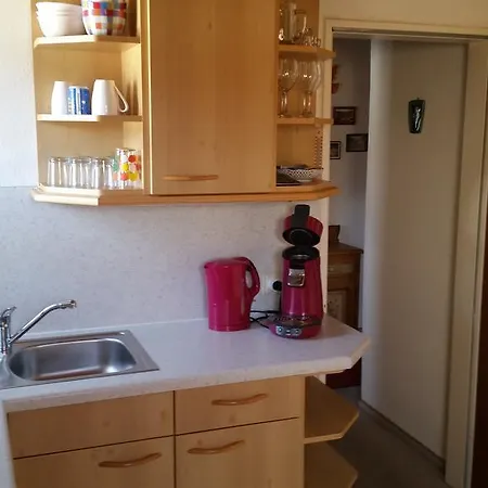 Johanna Apartment *